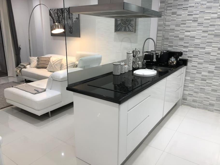 Apartamento Con Impresionantes Vistas Y Piscina Costa Adeje  Kültér fotó