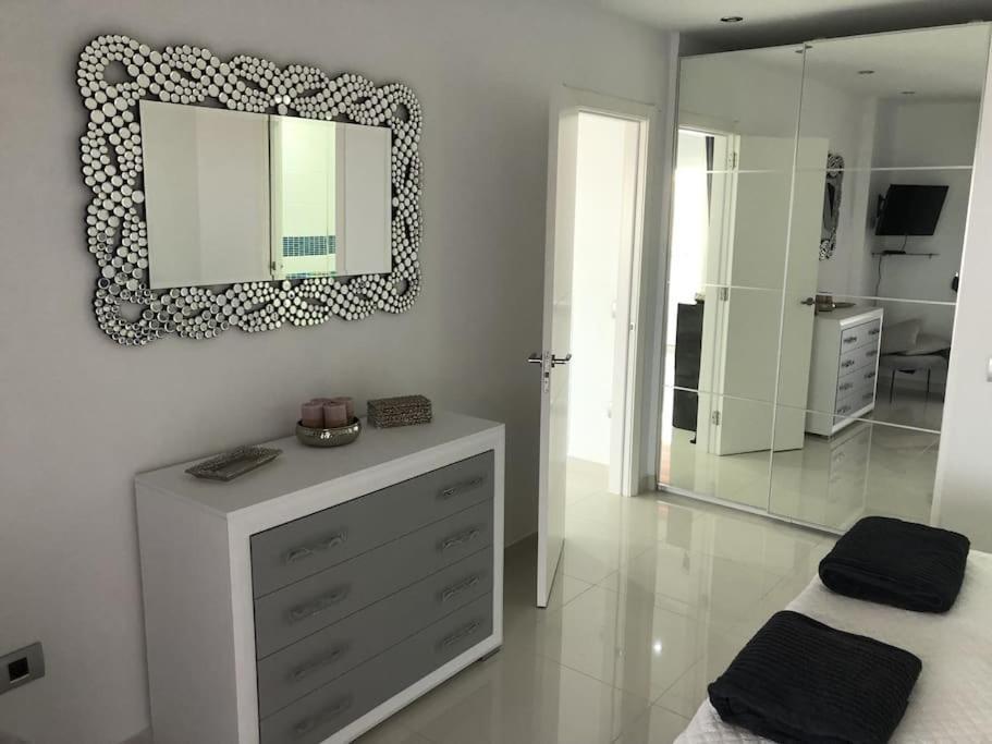Apartamento Con Impresionantes Vistas Y Piscina Costa Adeje  Kültér fotó