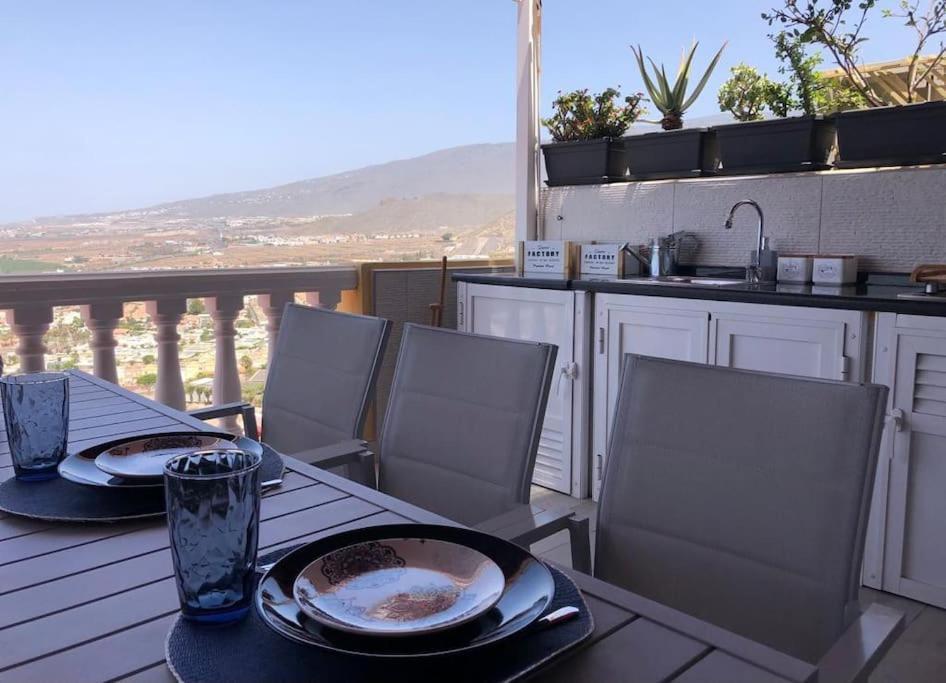 Apartamento Con Impresionantes Vistas Y Piscina Costa Adeje  Kültér fotó